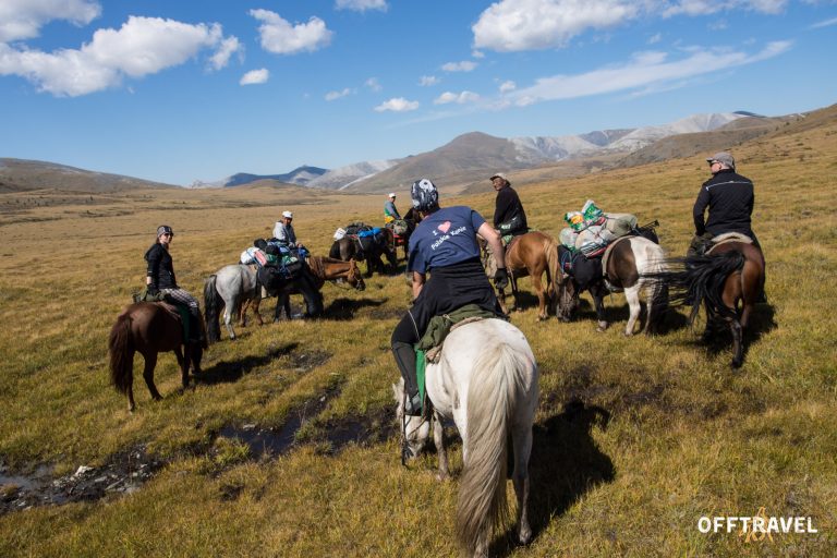 Mongolia w Siodle