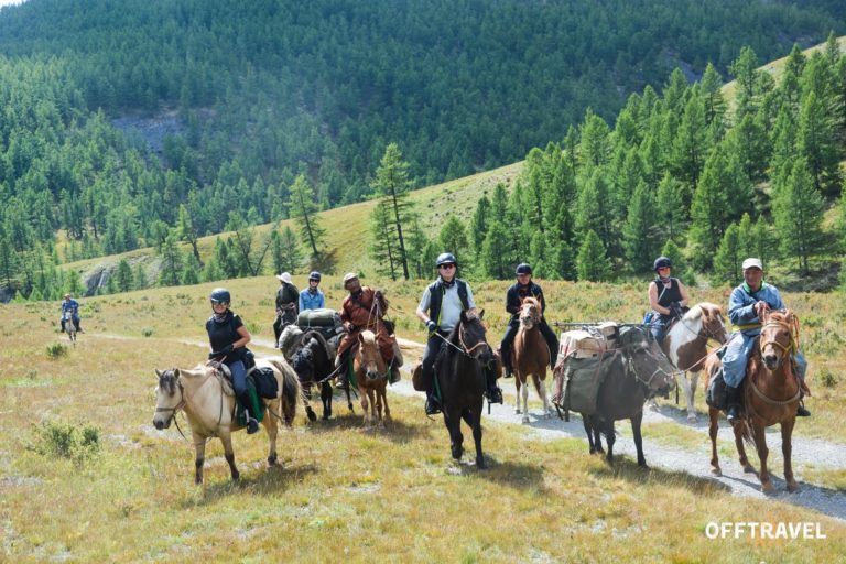 Mongolia w Siodle