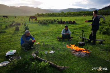 Mongolska Przygoda w Siodle