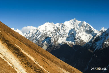 Przez Helambu i Langtang