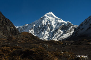 Przez Helambu i Langtang