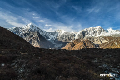 Przez Helambu i Langtang