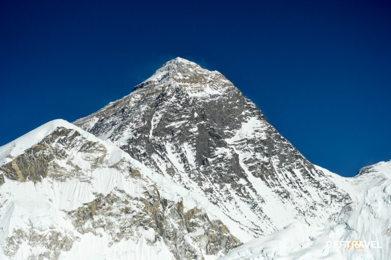 Trzy Przełęcze w&nbsp;Stronę&nbsp;Everestu