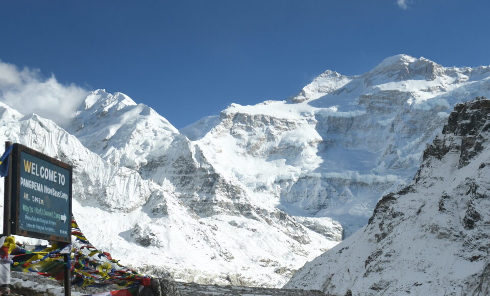 Po Dwóch Stronach Kanczendzongi + Drohmo Ri