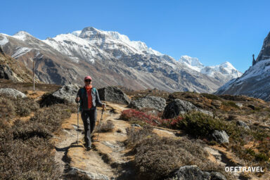 Po Dwóch Stronach Kanczendzongi