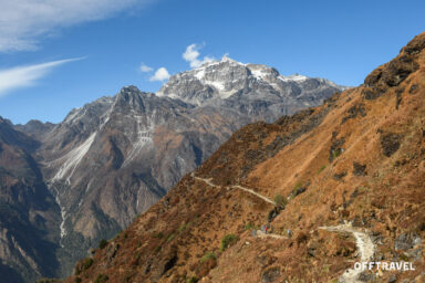 Po Dwóch Stronach Kanczendzongi