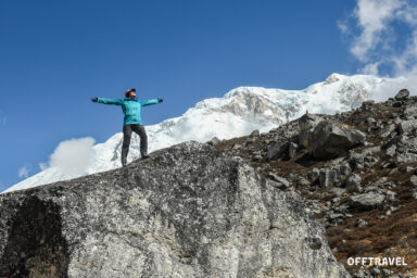 Po Dwóch Stronach Kanczendzongi